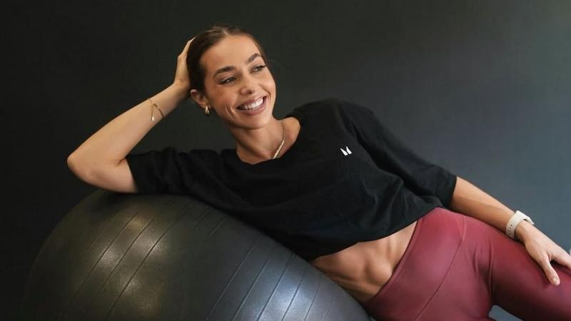 Tényleg létezhet egészséges sütemény? Rubint Rella most megoszt velünk egy izgalmas receptet, amely nemcsak finom, hanem tápláló is! Fedezd fel a lehetőségeket, és élvezd az édességeket bűntudat nélkül!