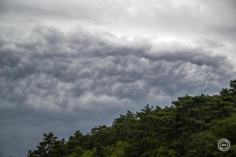 A hét kezdete felhős, esős időjárással köszönt ránk.