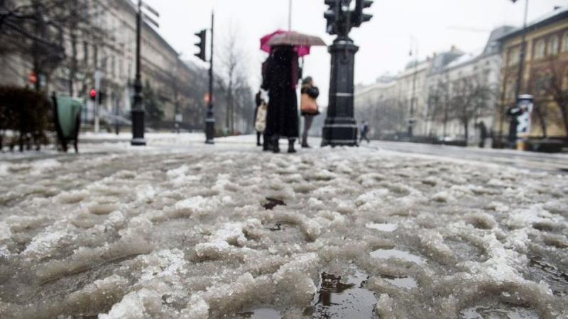 Íme a friss hótérkép: Havas eső és hó várható, ami akadályozhatja az autósok közlekedését a közeljövőben - Mandiner.