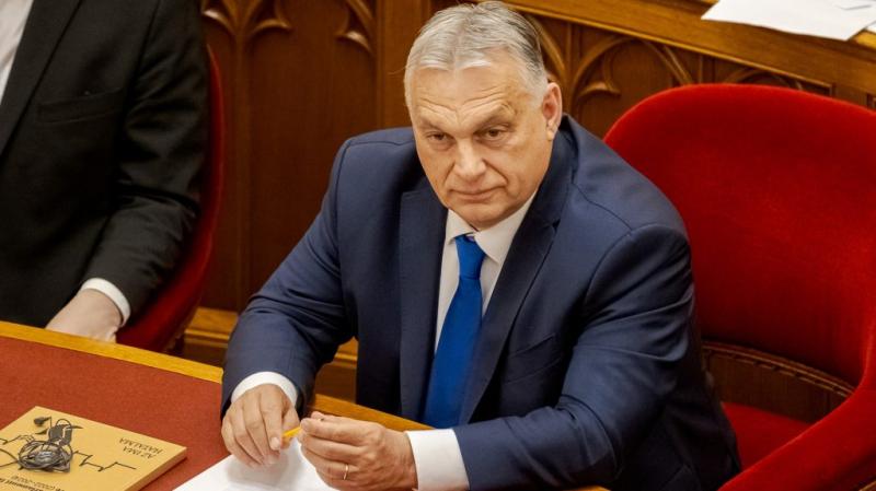 Orbán Viktort a parlamentben tolmácsolták, miután a miniszterelnök kifejtette véleményét.