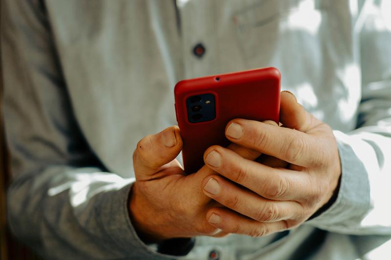 Legyetek óvatosak, mert könnyen pórul járhattok! Egy újabb telefonos csalás terjedése indult meg.